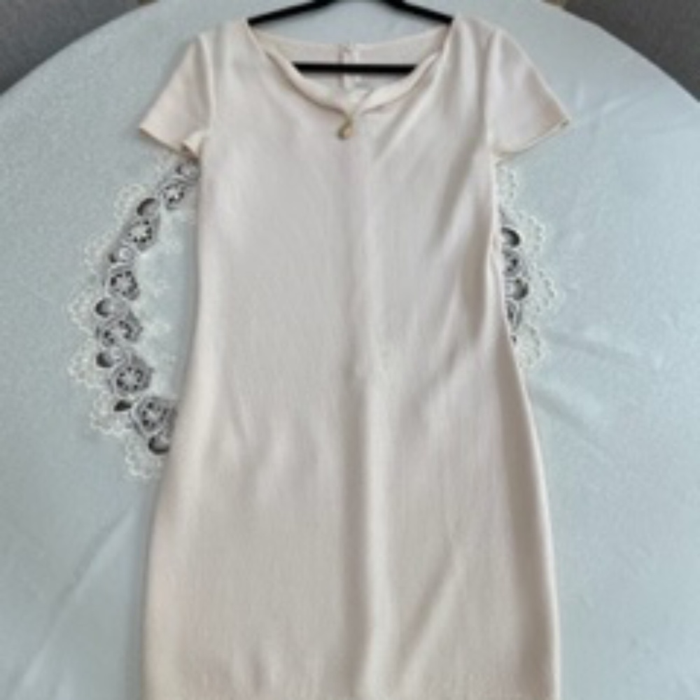 St John knit Dress size 6, Cream